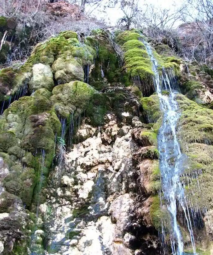 آب شفاف و سنپ های درشت آبشار روستای کپ 14566