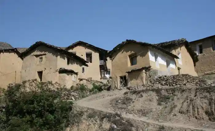 خانه های کاهی و سقف شیربانی روستای کپ 15999