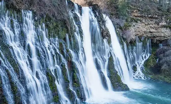 آبشار سواسره خروشان، یکی از جاهای دیدنی نور 486976