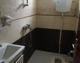 سرویس بهداشتی ایرانی ، سیفون و روشو آپارتمان در نور 4857484