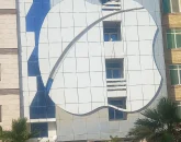 نمای ساختمان سنگی و شیشه ای با طرح اپل آپارتمان در نور 415484