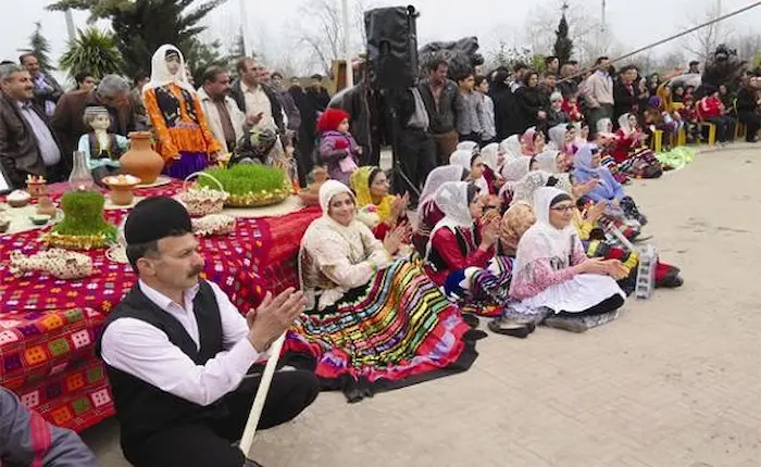 لباس های محلی و جشن آداب و رسوم رویان 4854